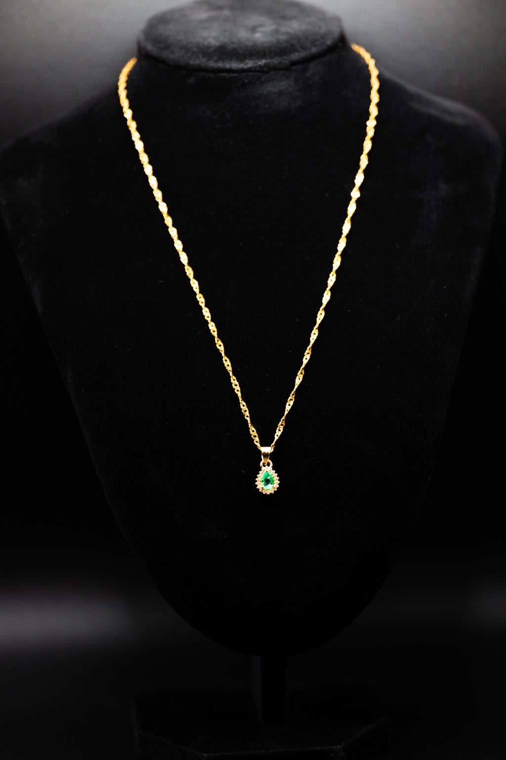 Teardrop Emerald Pendant Necklace — 18k Gold Charm