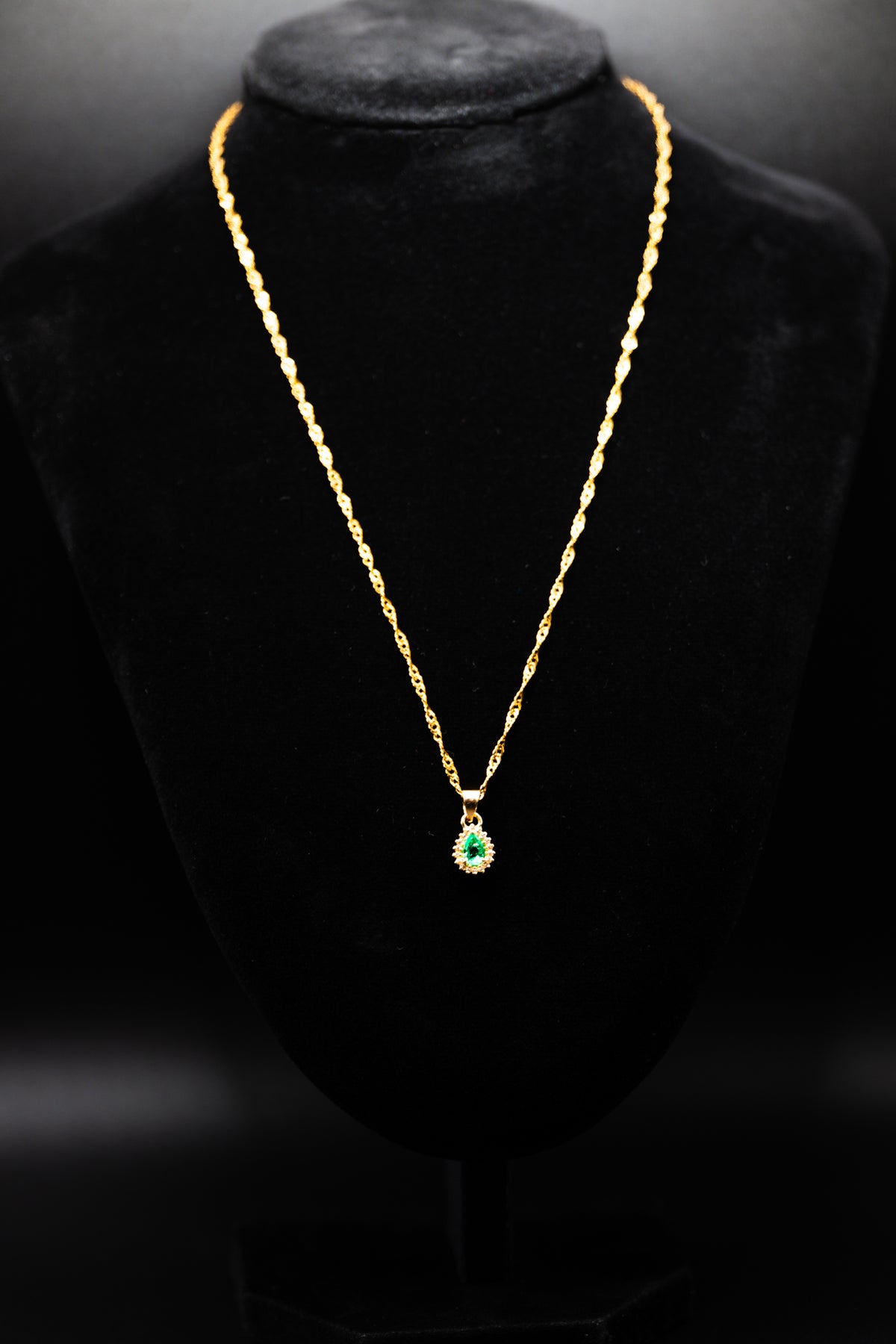 Teardrop Emerald Pendant Necklace — 18k Gold Charm